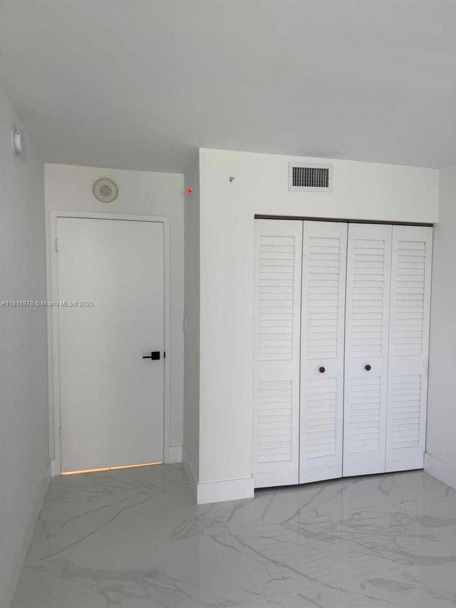 Small Image of 800 NORTH MIAMI AVE #E-901, Miami Number 9