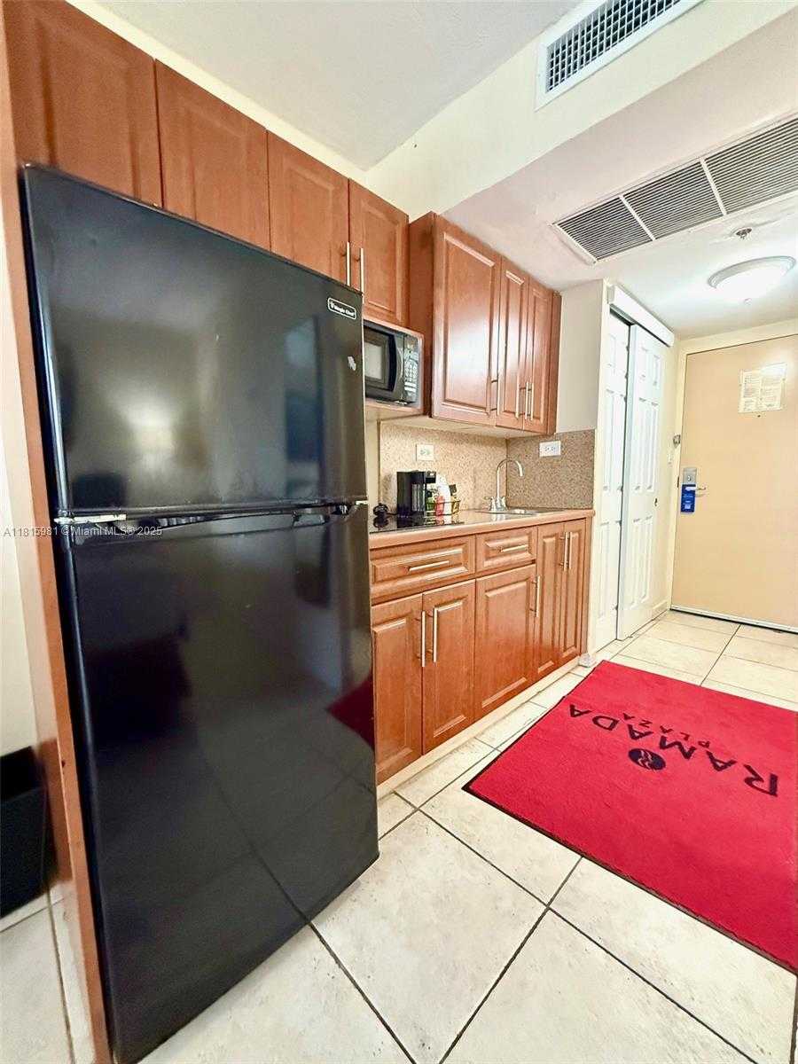 Small Image of 19201 COLLINS AVE #242, Sunny Isles Beach Number 12