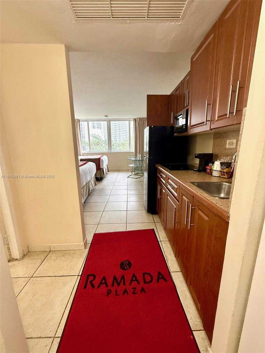 Small Image of 19201 COLLINS AVE #242, Sunny Isles Beach Number 6