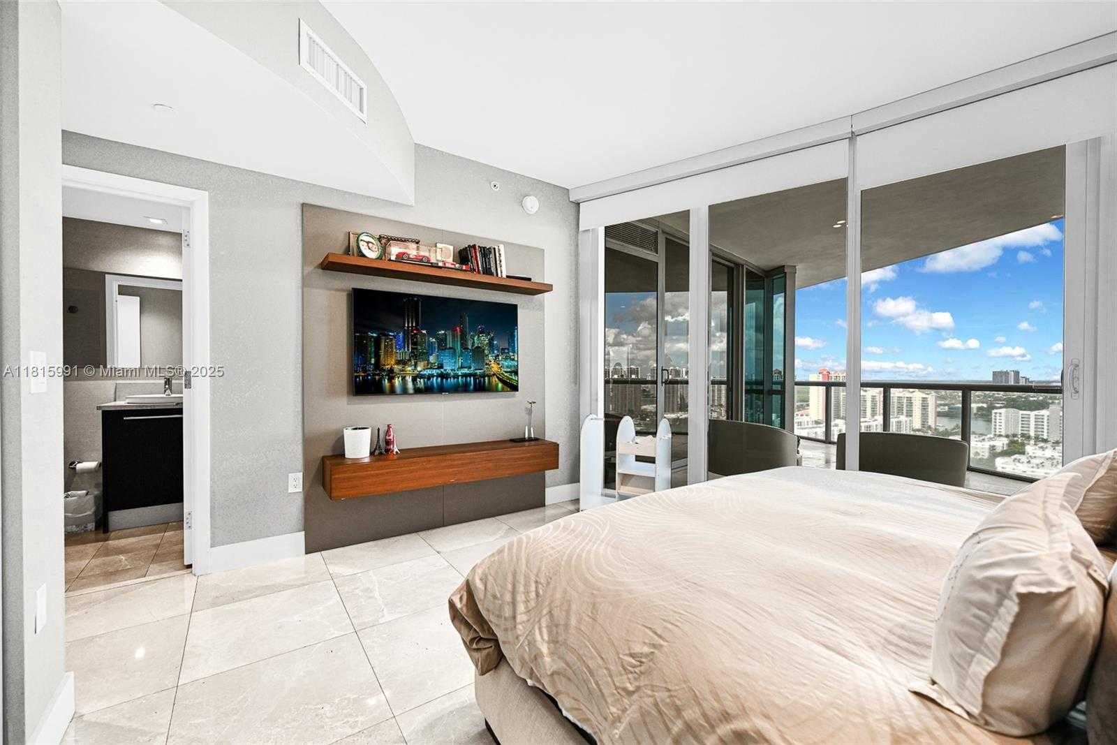 Small Image of 17121 COLLINS AVE #2304, Sunny Isles Beach Number 33
