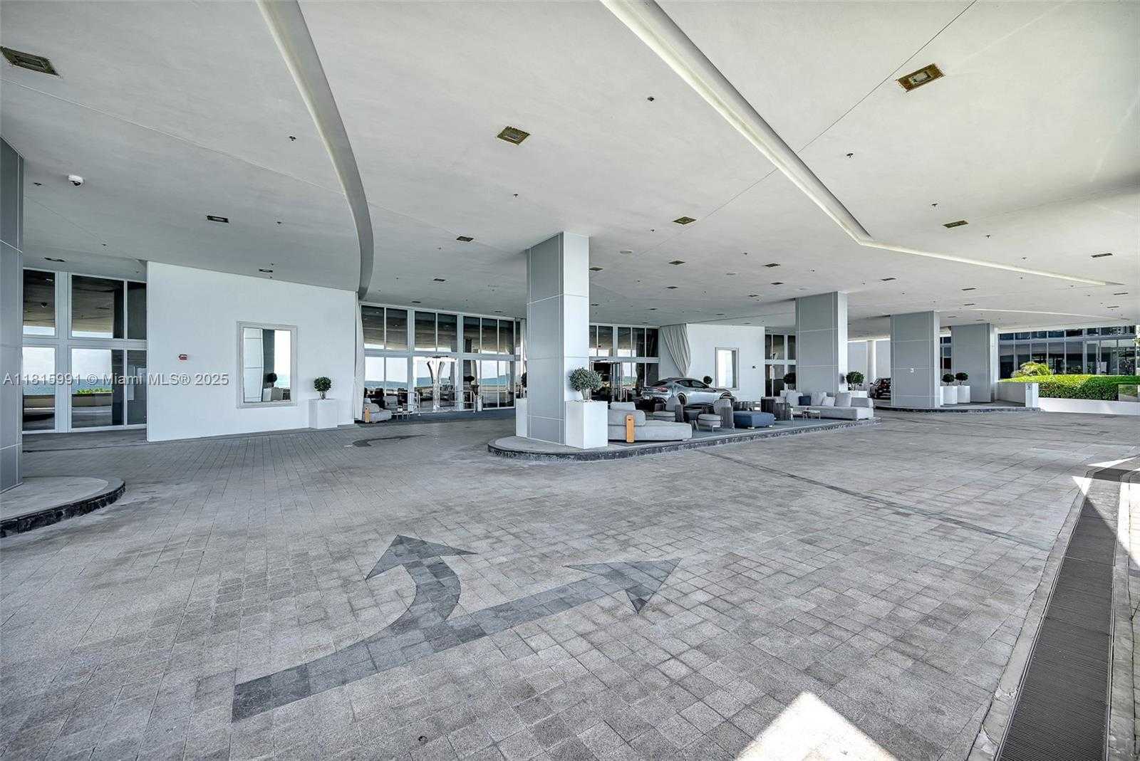 Small Image of 17121 COLLINS AVE #2304, Sunny Isles Beach Number 5