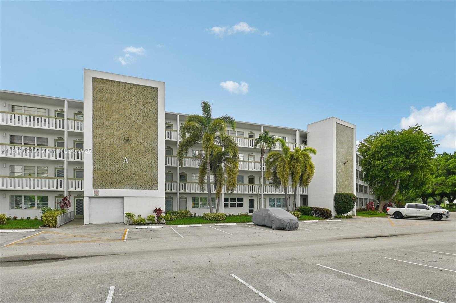 Small Image of 4007 DURHAM A #4007, Deerfield Beach Number 2