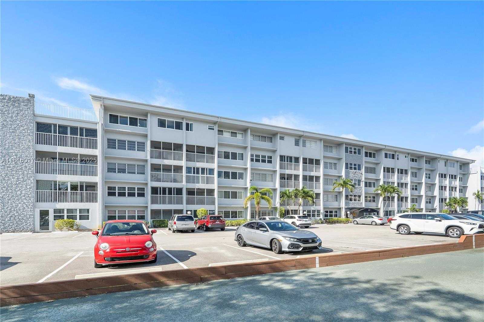 Small Image of 215 SOUTH EAST 3RD AVE #303B, Hallandale Beach Number 12