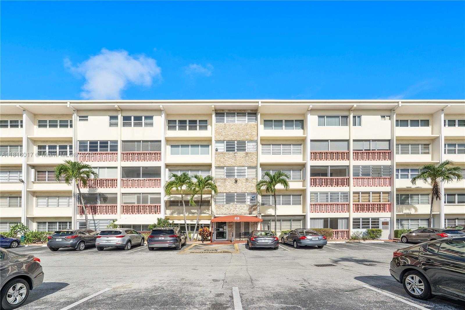 Small Image of 215 SOUTH EAST 3RD AVE #303B, Hallandale Beach Number 13