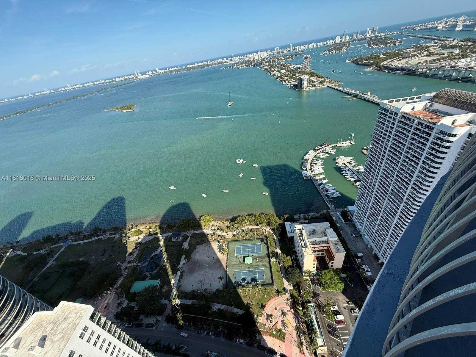 Small Image of 1750 NORTH BAYSHORE DR #5401, Miami Number 2