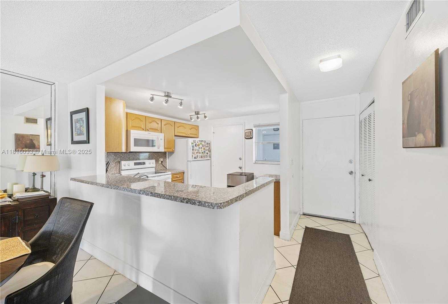 Small Image of 3550 NORTH EAST 169TH ST #112, North Miami Beach Number 4