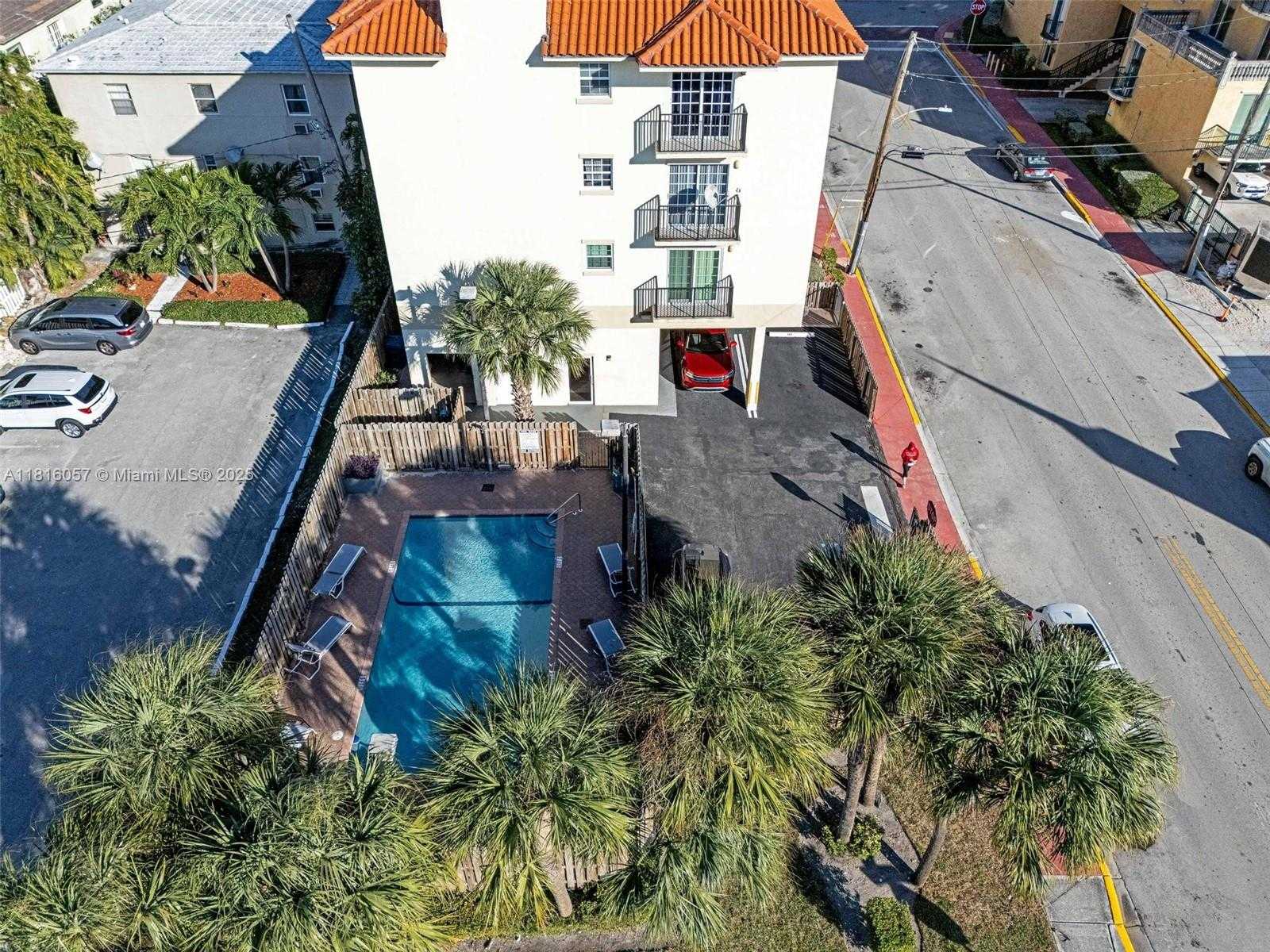 Small Image of 8900 COLLINS AVE #202, Surfside Number 21