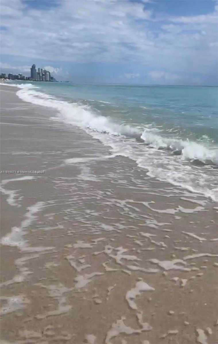 Small Image of 9241 COLLINS AVE #5, Surfside Number 10