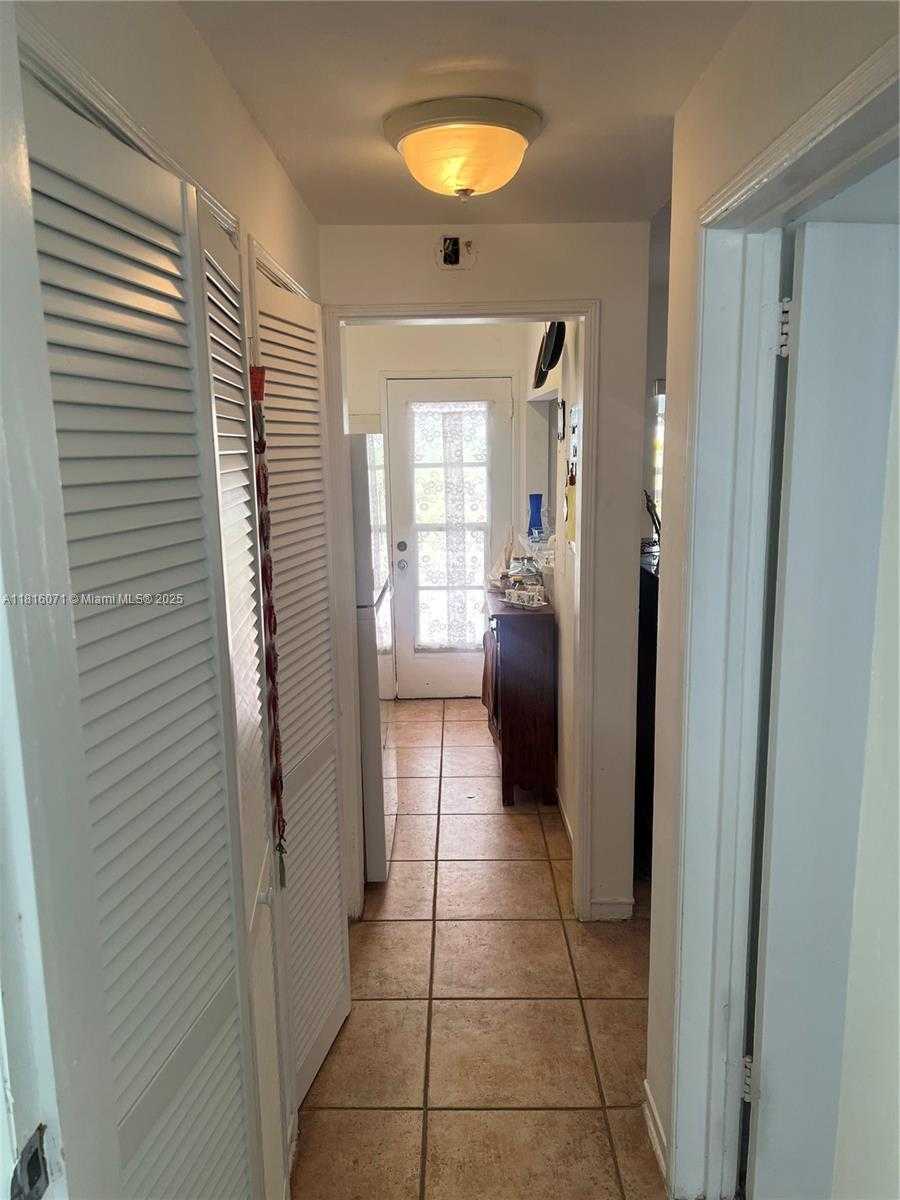 Small Image of 9241 COLLINS AVE #5, Surfside Number 20