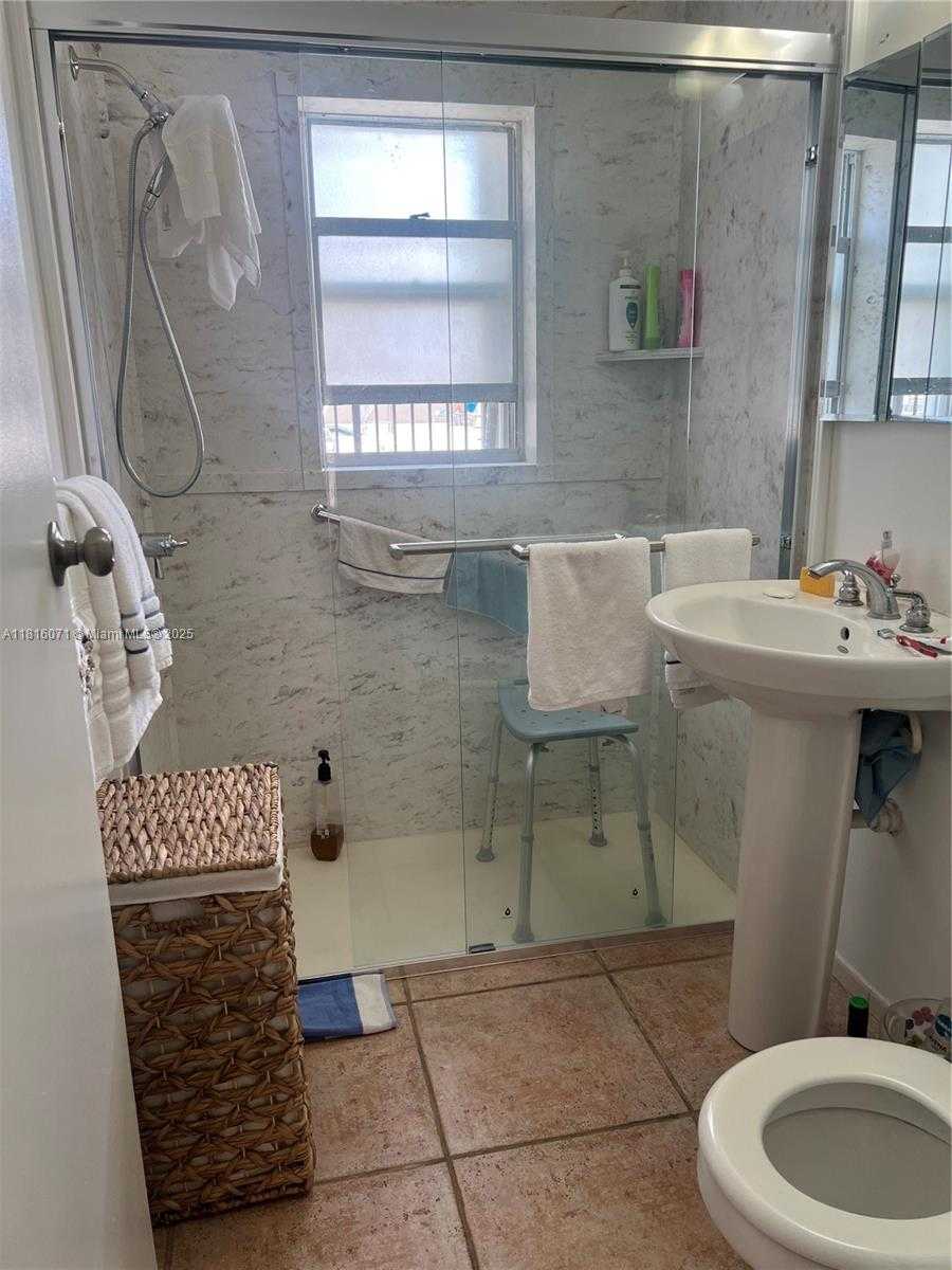Small Image of 9241 COLLINS AVE #5, Surfside Number 23