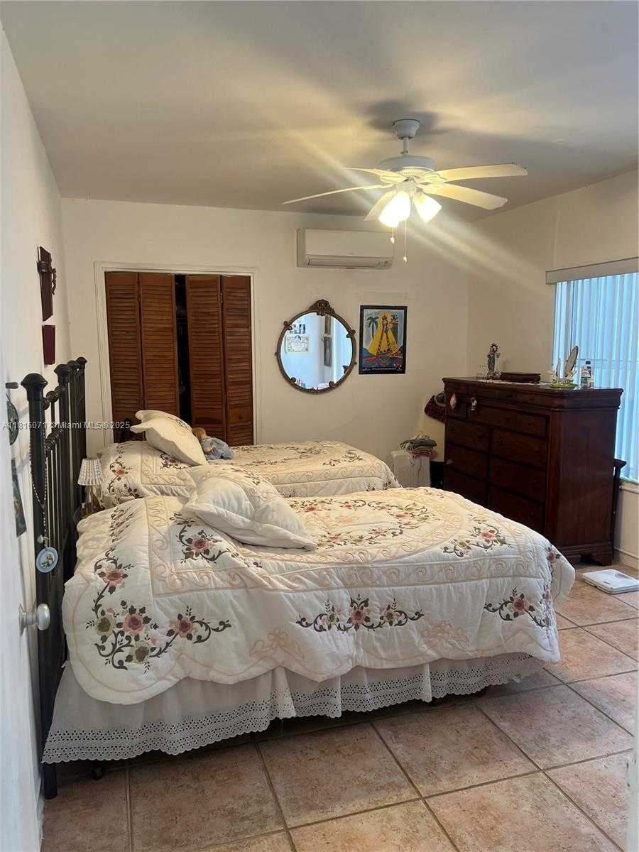 Small Image of 9241 COLLINS AVE #5, Surfside Number 24