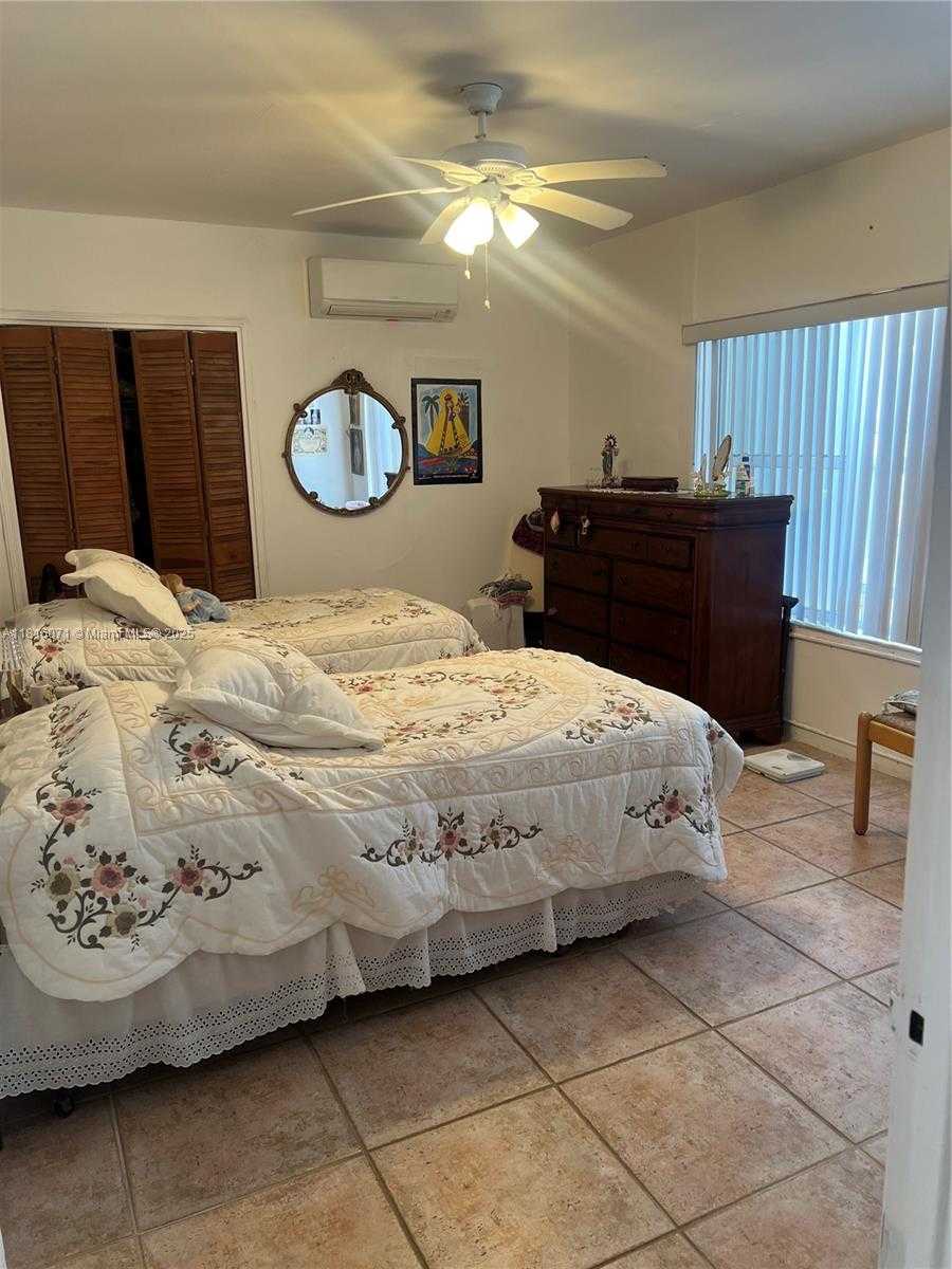 Small Image of 9241 COLLINS AVE #5, Surfside Number 25