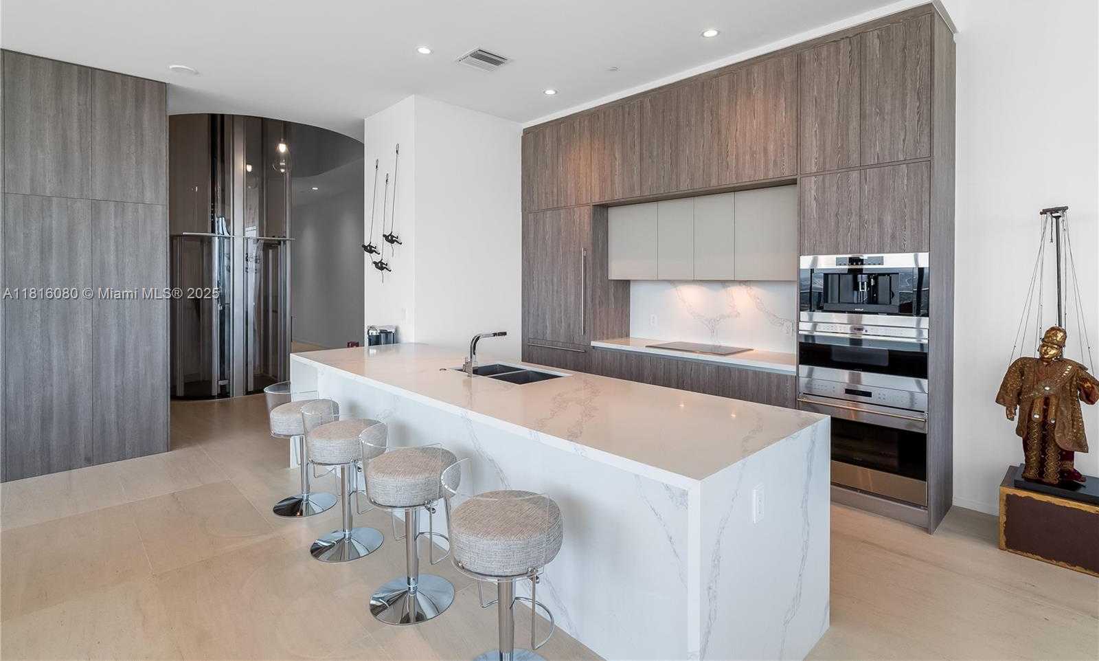 Small Image of 801 SOUTH MIAMI AVE #5801, Miami Number 10