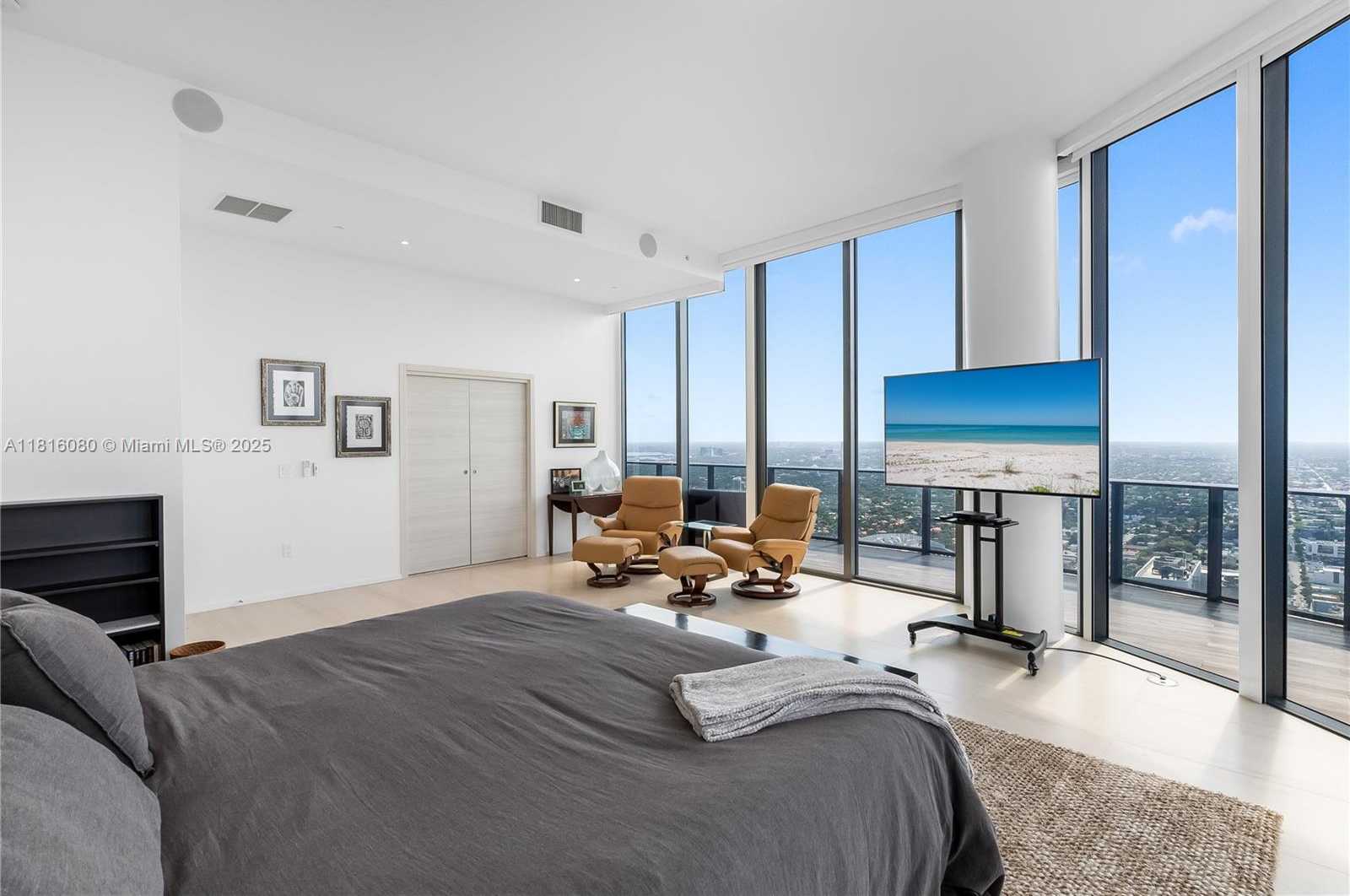 Small Image of 801 SOUTH MIAMI AVE #5801, Miami Number 20