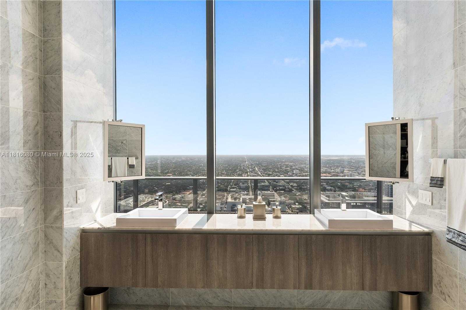 Small Image of 801 SOUTH MIAMI AVE #5801, Miami Number 24