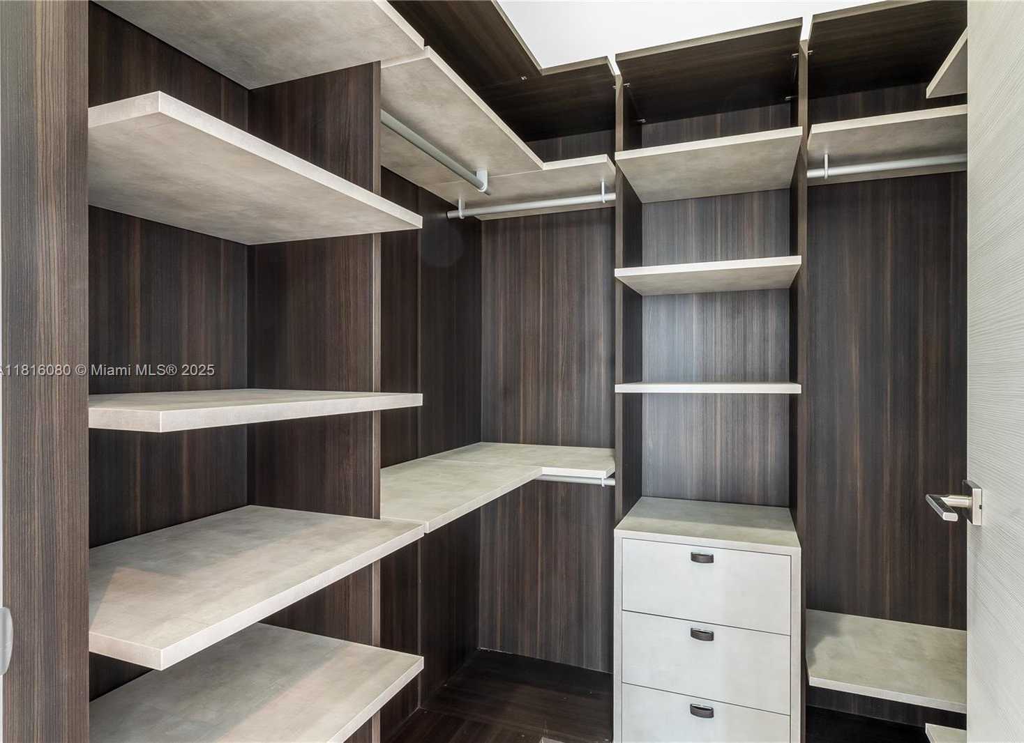 Small Image of 801 SOUTH MIAMI AVE #5801, Miami Number 28