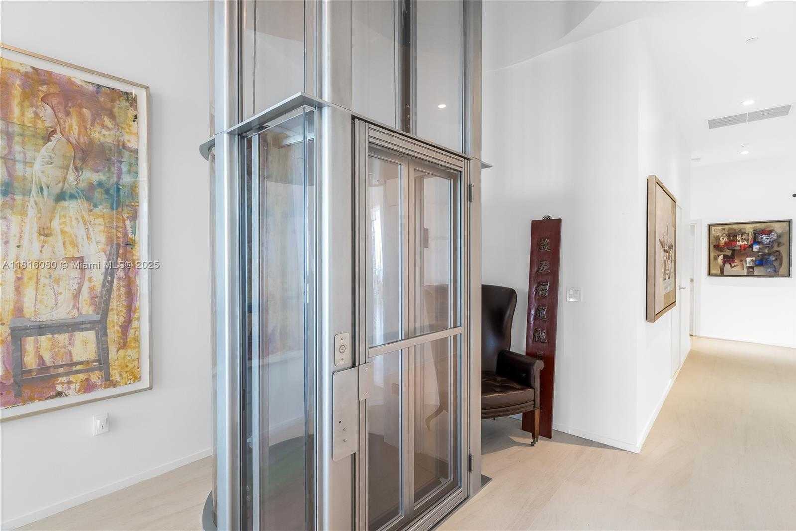 Small Image of 801 SOUTH MIAMI AVE #5801, Miami Number 35