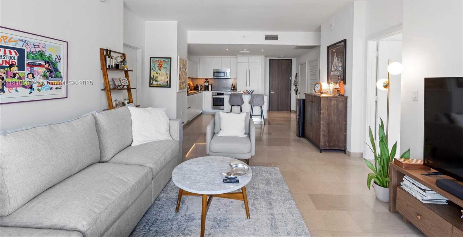 Small Image of 88 SOUTH WEST 7TH ST #1205, Miami Number 2