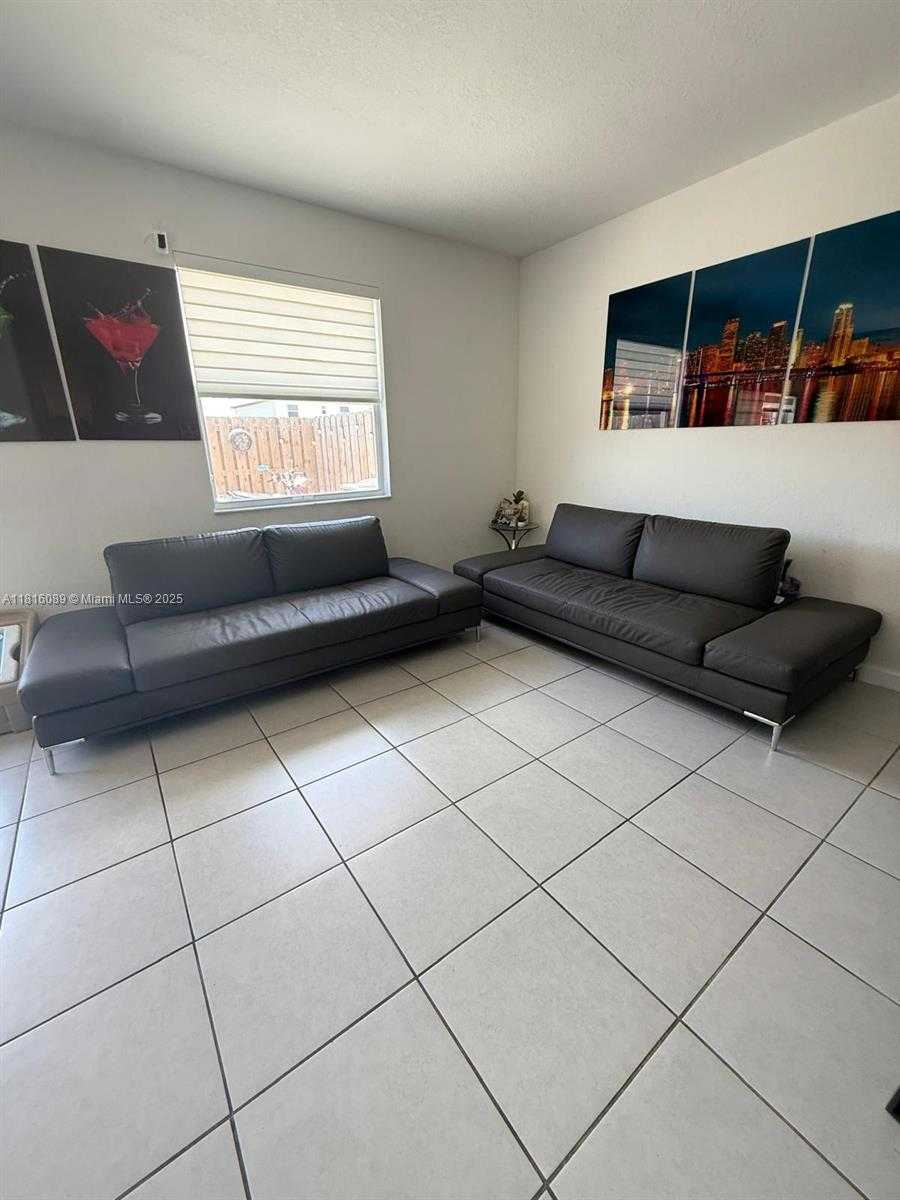 Small Image of 12633 NORTH WEST 23RD PL, Miami Number 5