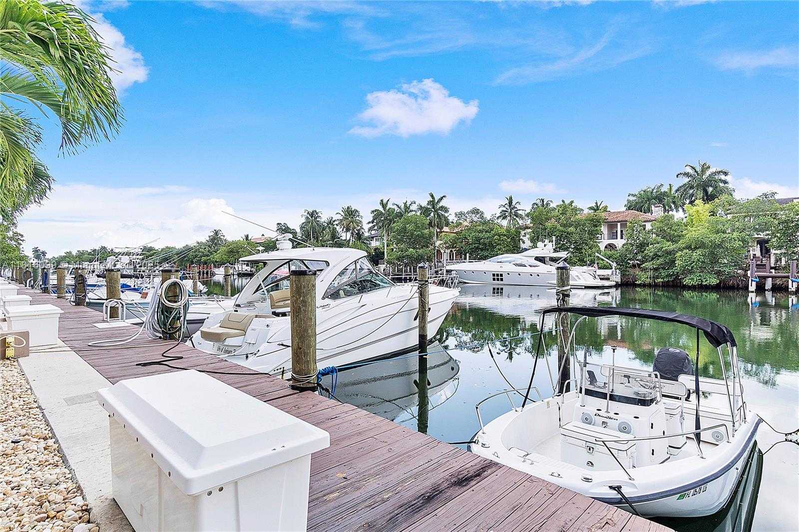 Small Image of 90 EDGEWATER DR #305, Coral Gables Number 2