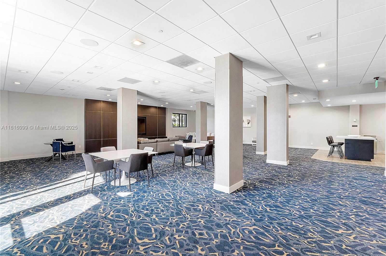Small Image of 90 EDGEWATER DR #305, Coral Gables Number 28