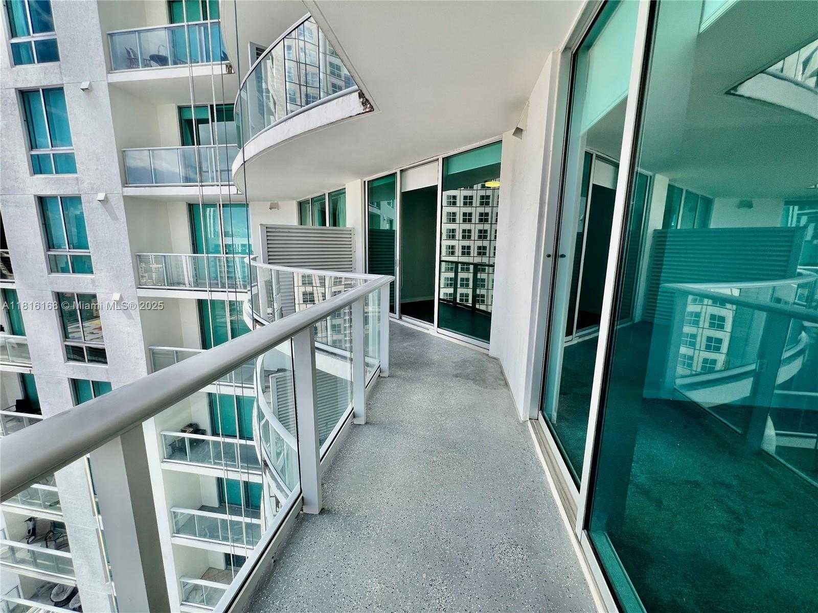 Small Image of 300 SOUTH BISCAYNE BLVD #2705, Miami Number 24