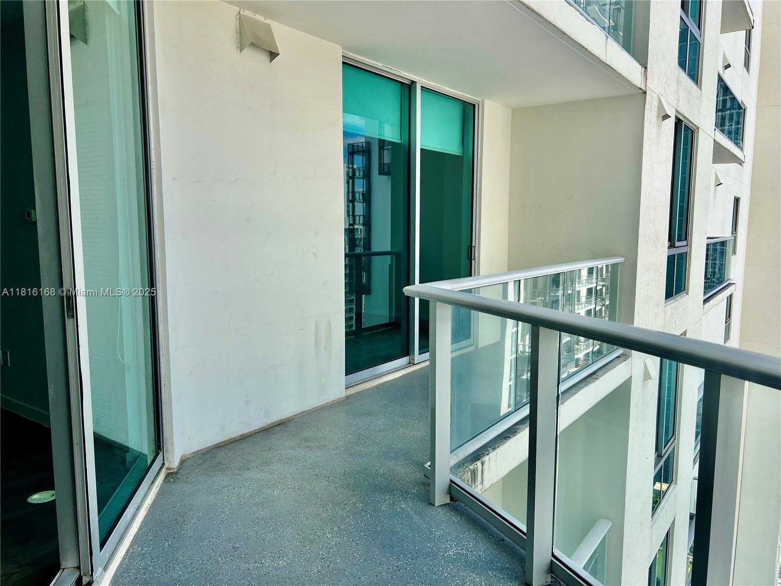 Small Image of 300 SOUTH BISCAYNE BLVD #2705, Miami Number 25