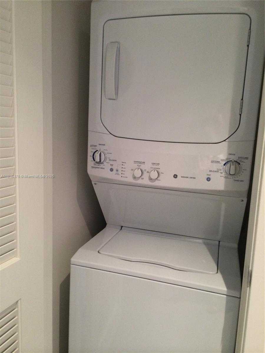 Small Image of 1100 SOUTH MIAMI AVE #2306, Miami Number 15