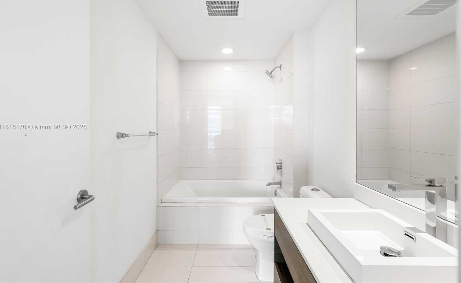 Small Image of 1100 SOUTH MIAMI AVE #2306, Miami Number 23