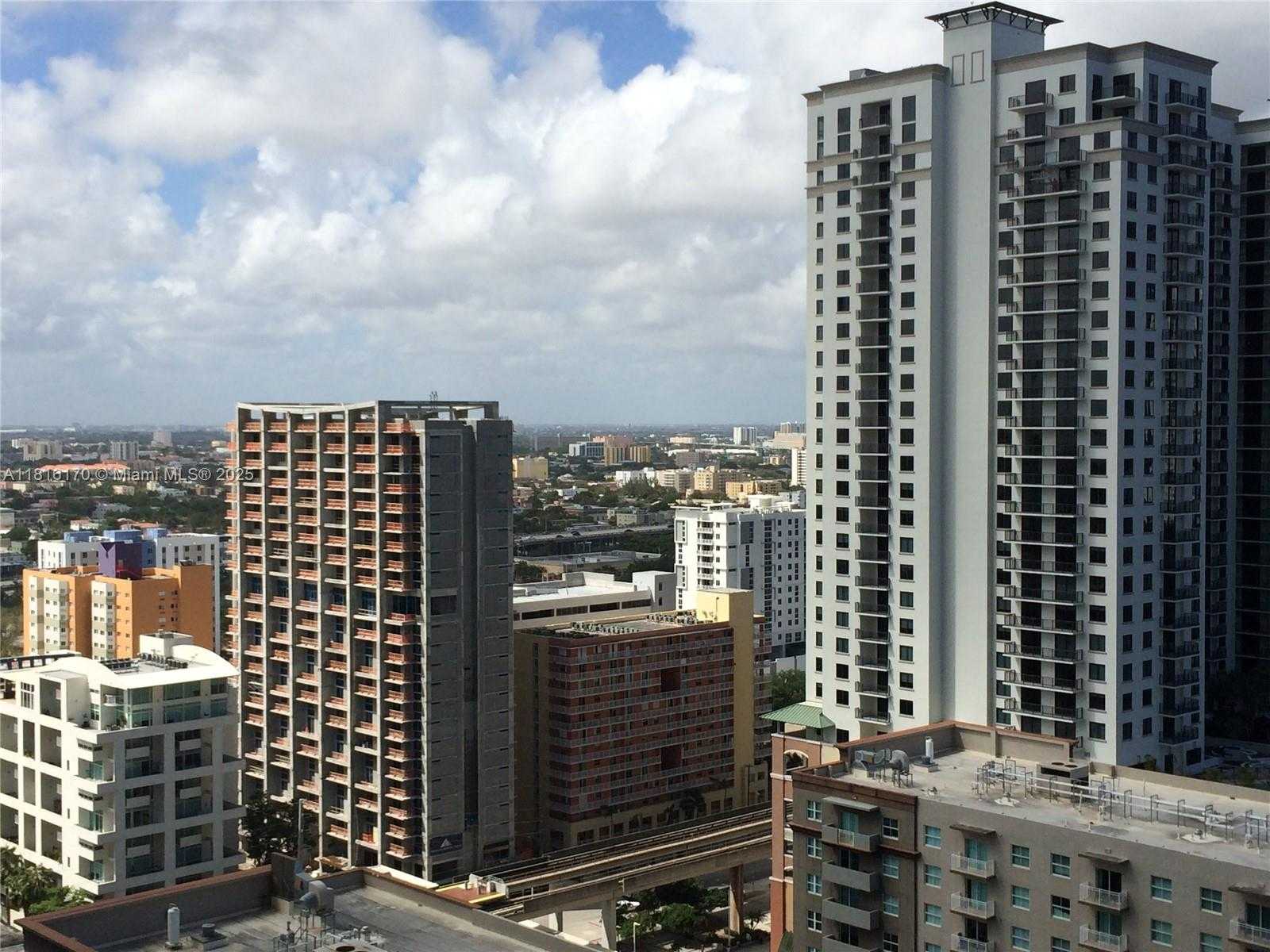 Small Image of 1100 SOUTH MIAMI AVE #2306, Miami Number 4