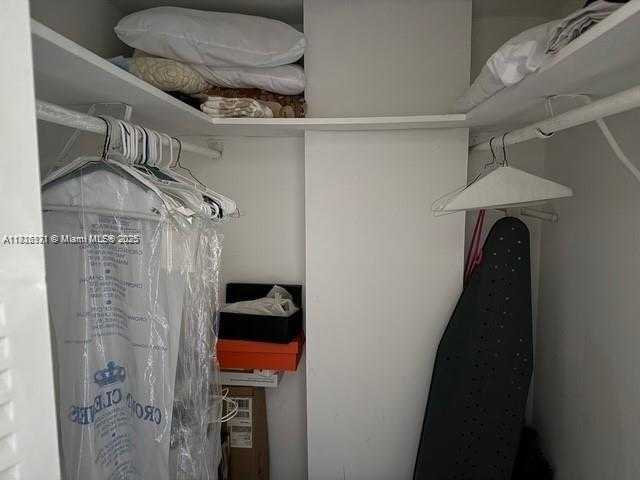 Small Image of 2025 NORTH EAST 164TH ST #414, North Miami Beach Number 13