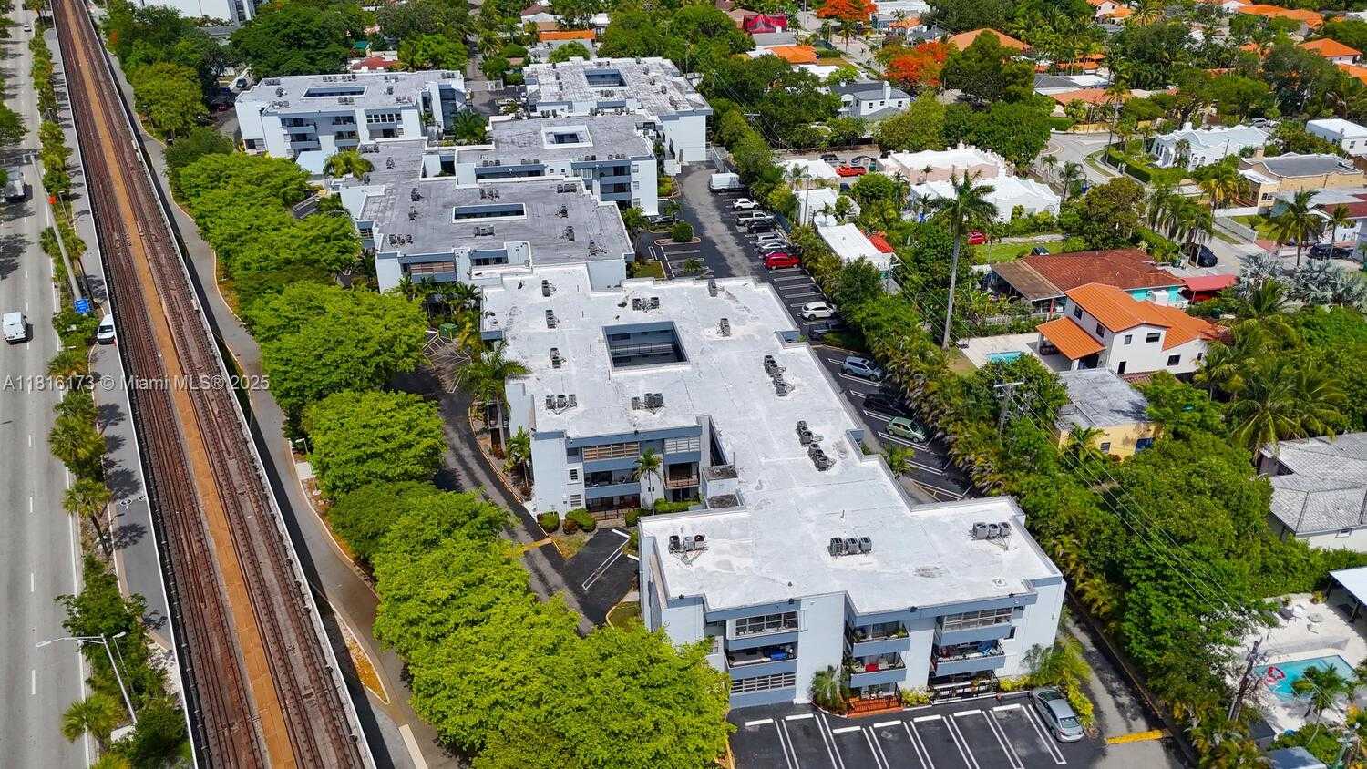 Small Image of 2465 SOUTH WEST 18TH AVE #3210, Miami Number 25