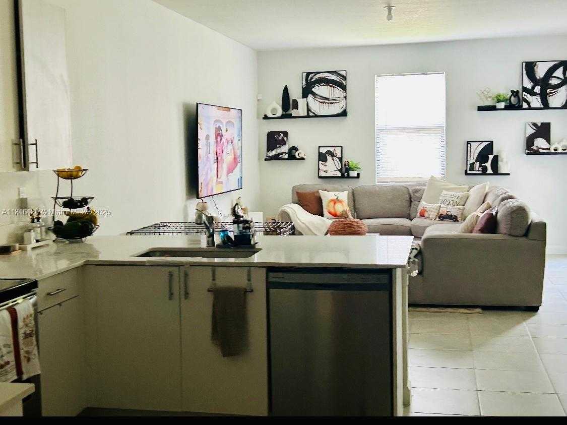 Small Image of 13019 SOUTH WEST 286TH WAY, Homestead Number 15