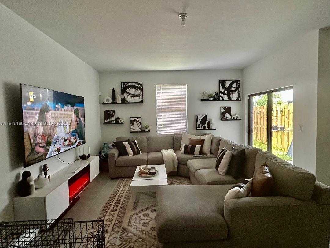 Small Image of 13019 SOUTH WEST 286TH WAY, Homestead Number 2