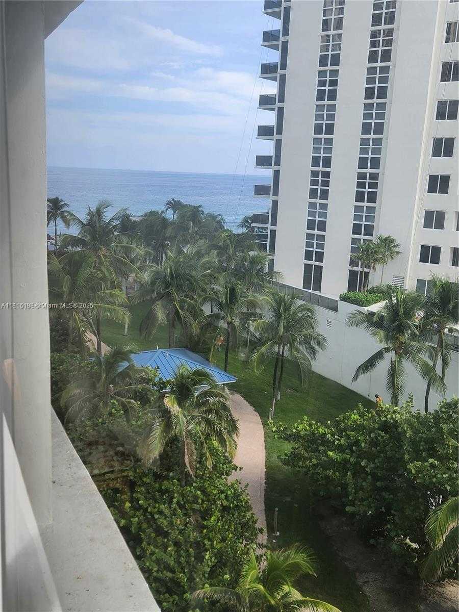 Small Image of 19201 COLLINS AVE #441, Sunny Isles Beach Number 14