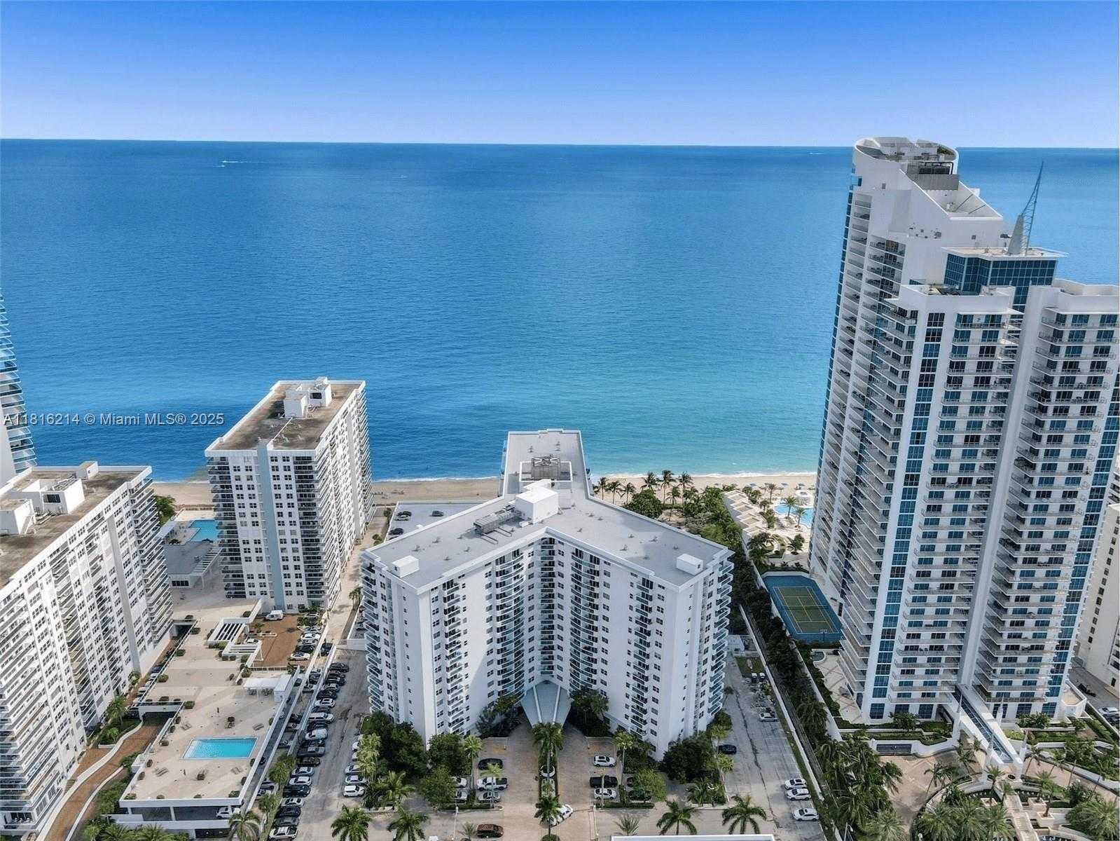 Small Image of 3001 SOUTH OCEAN DR #247, Hollywood Number 2
