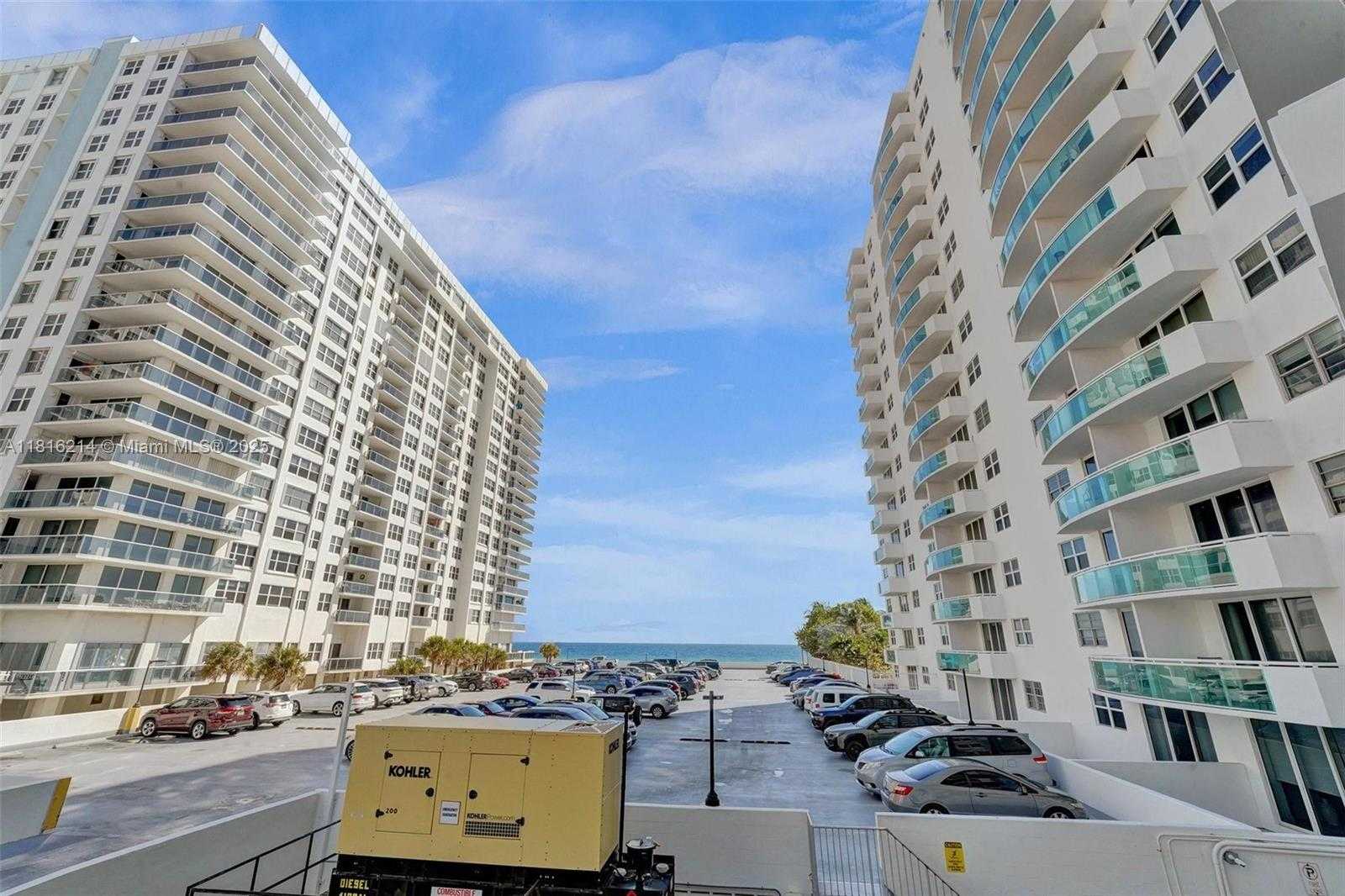 Small Image of 3001 SOUTH OCEAN DR #247, Hollywood Number 29