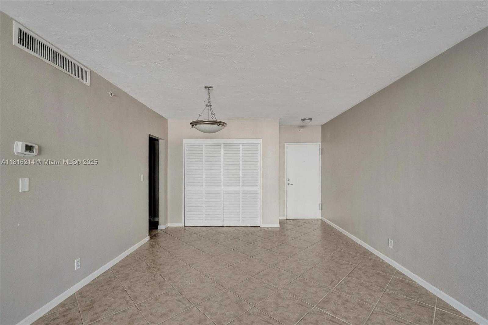 Small Image of 3001 SOUTH OCEAN DR #247, Hollywood Number 7