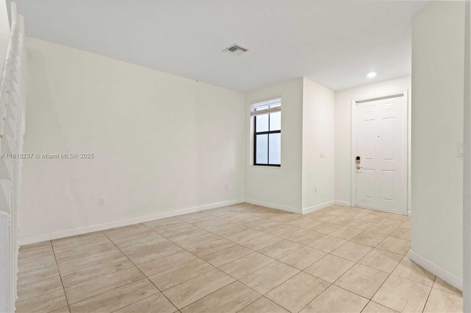 Small Image of 6496 SOUTH ANISE CT, Davie Number 19