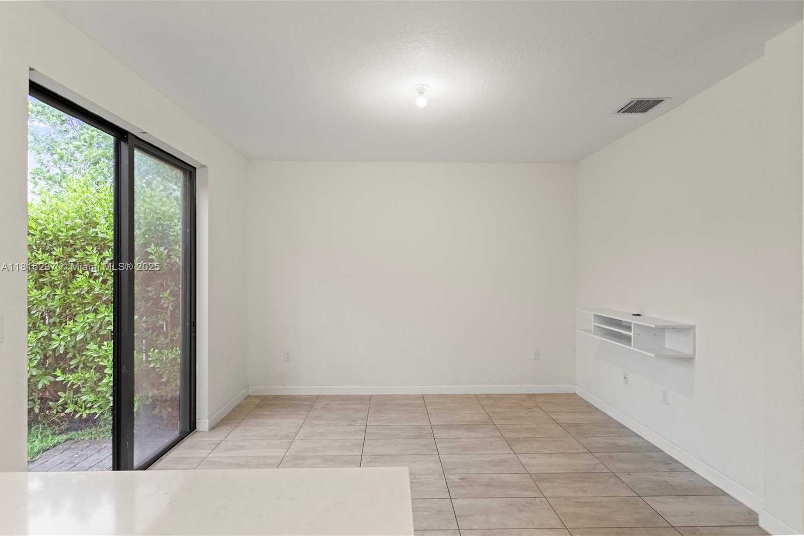 Small Image of 6496 SOUTH ANISE CT, Davie Number 32