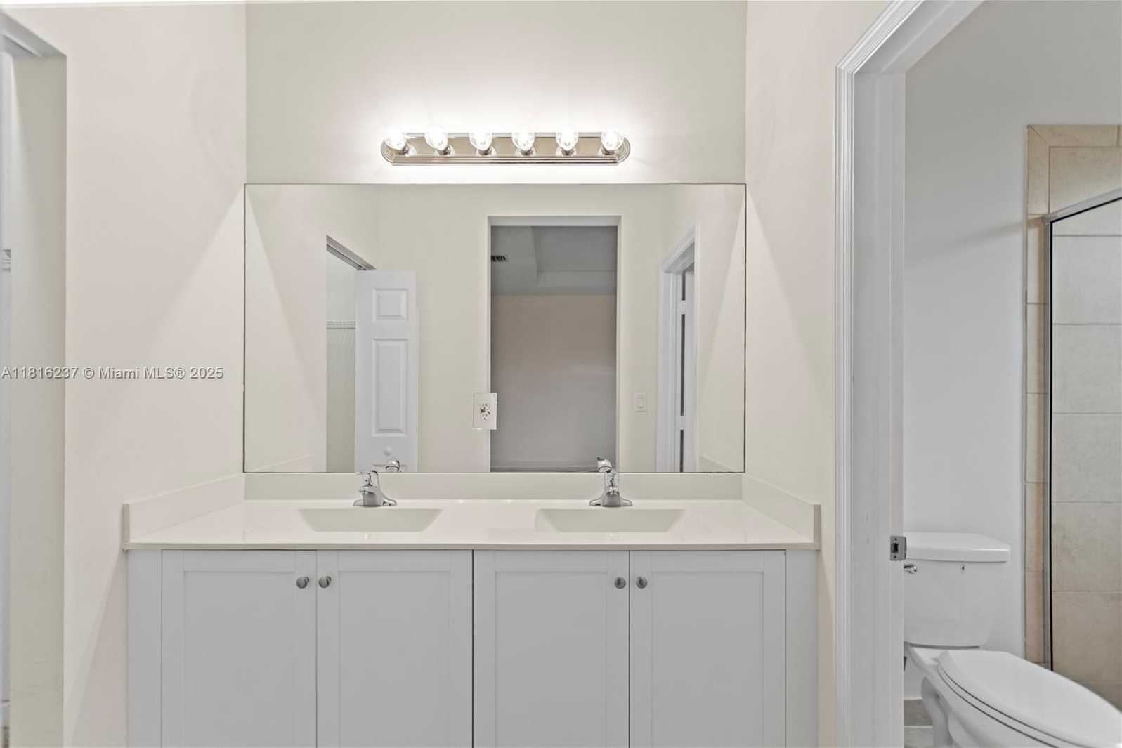 Small Image of 6496 SOUTH ANISE CT, Davie Number 5