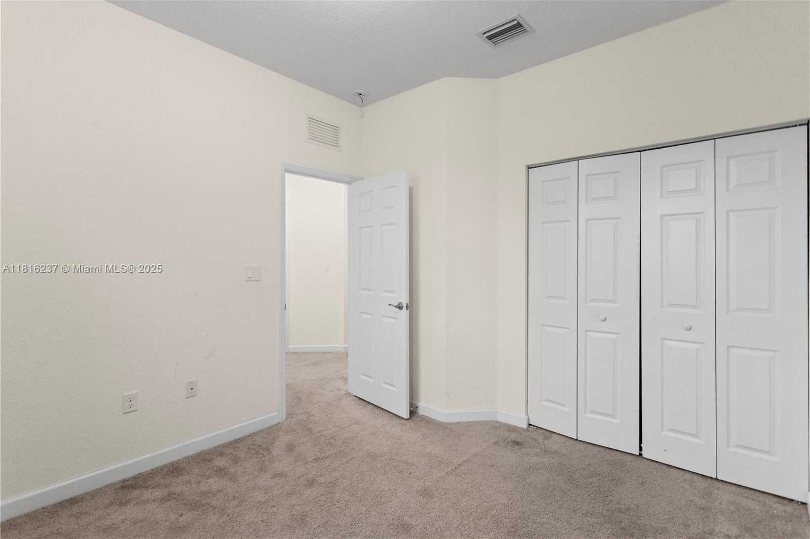 Small Image of 6496 SOUTH ANISE CT, Davie Number 51