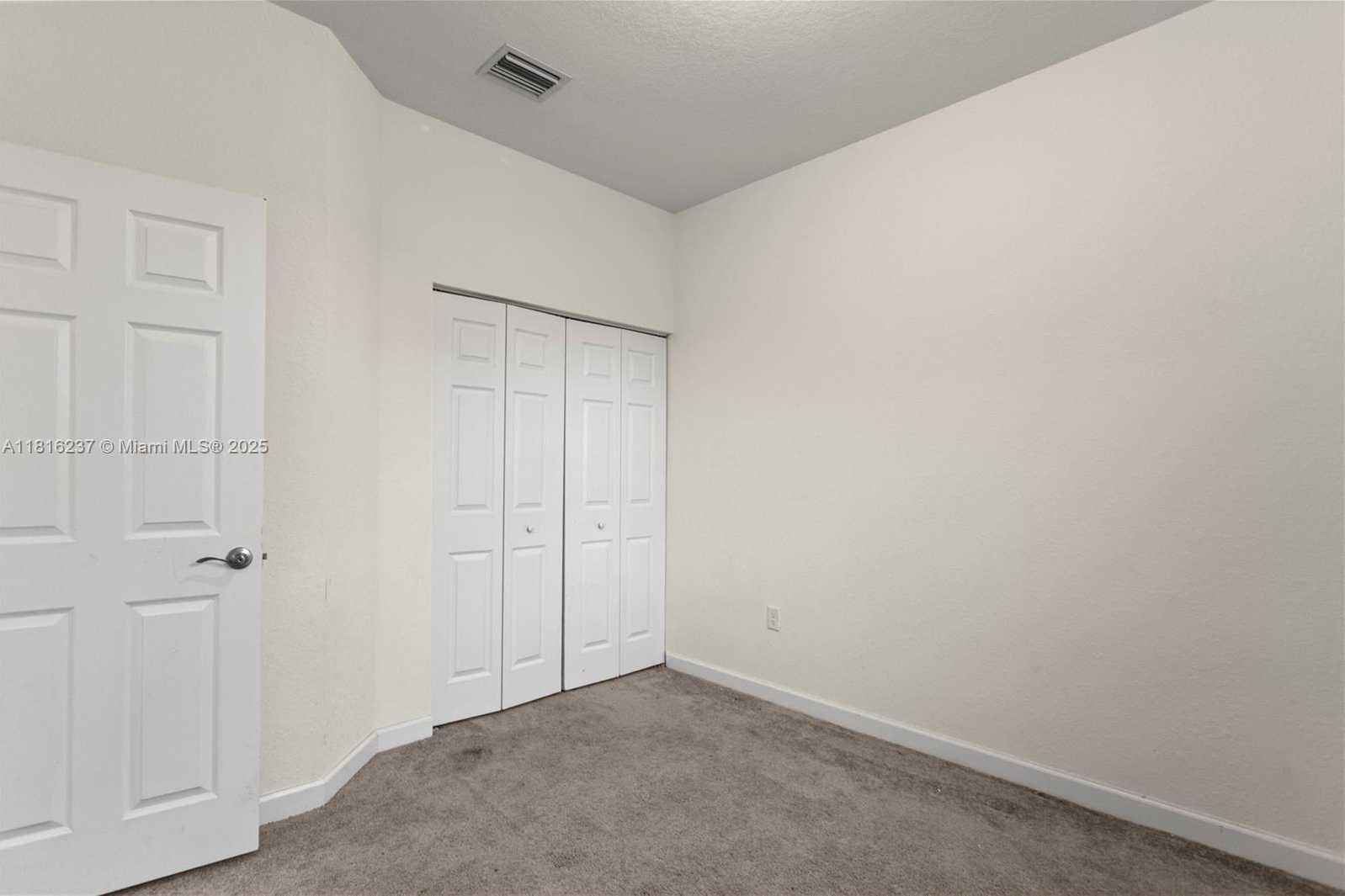 Small Image of 6496 SOUTH ANISE CT, Davie Number 52