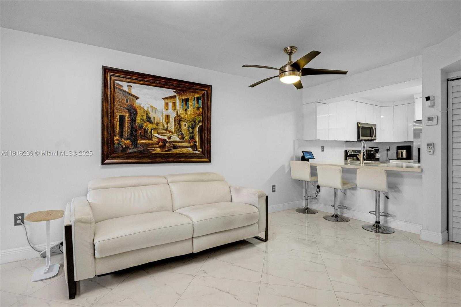 Small Image of 15499 NORTH MIAMI LAKEWAY N #208, Miami Lakes Number 10