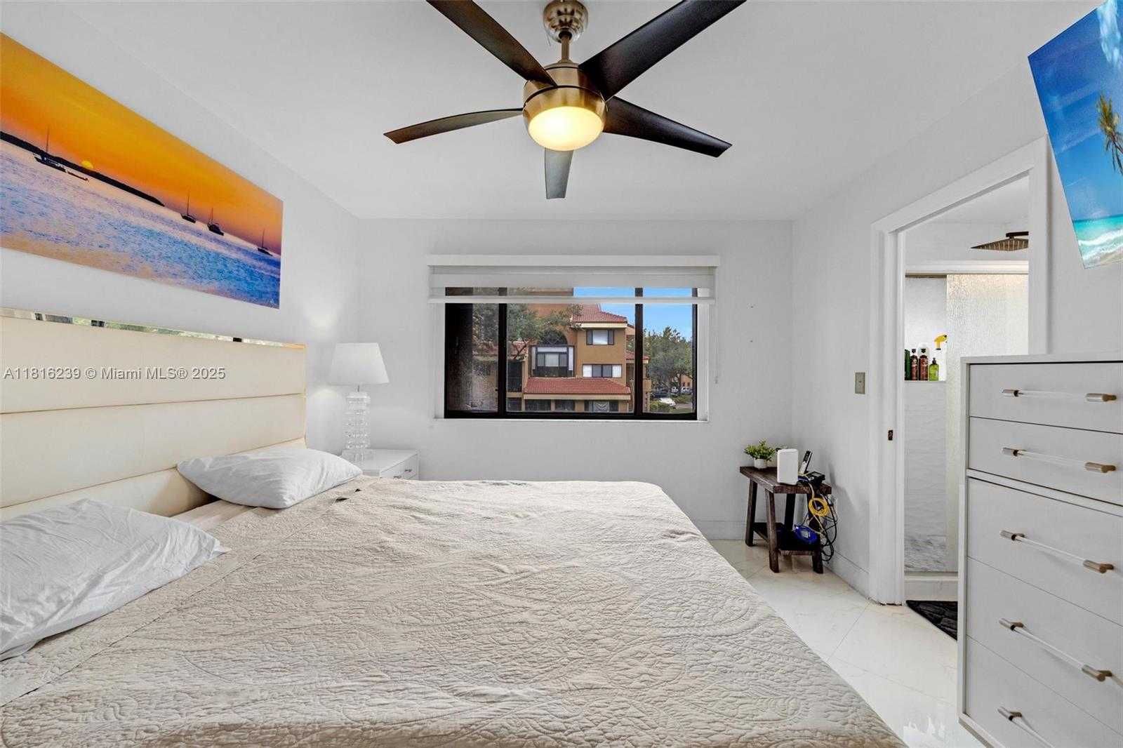 Small Image of 15499 NORTH MIAMI LAKEWAY N #208, Miami Lakes Number 20