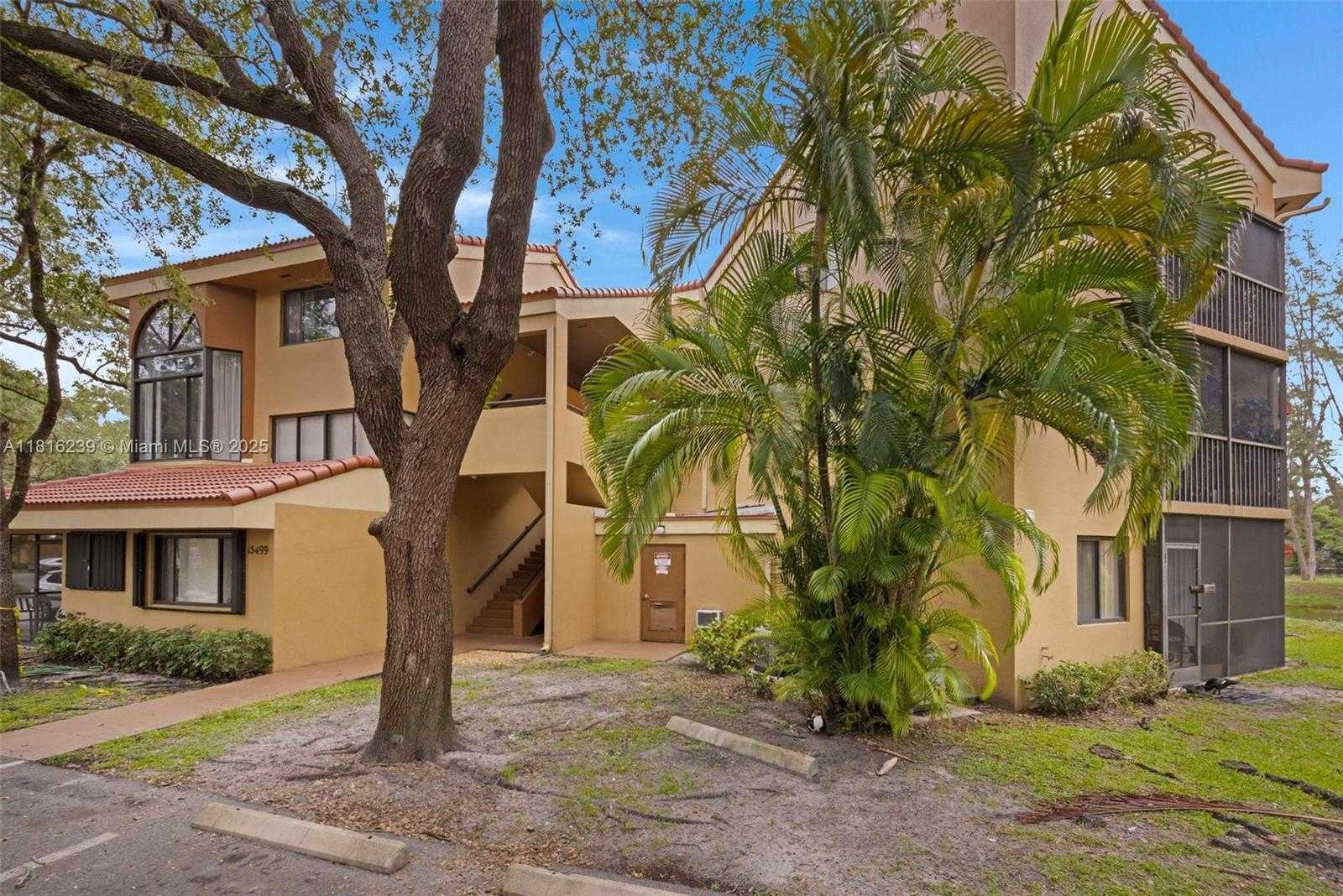 Small Image of 15499 NORTH MIAMI LAKEWAY N #208, Miami Lakes Number 3