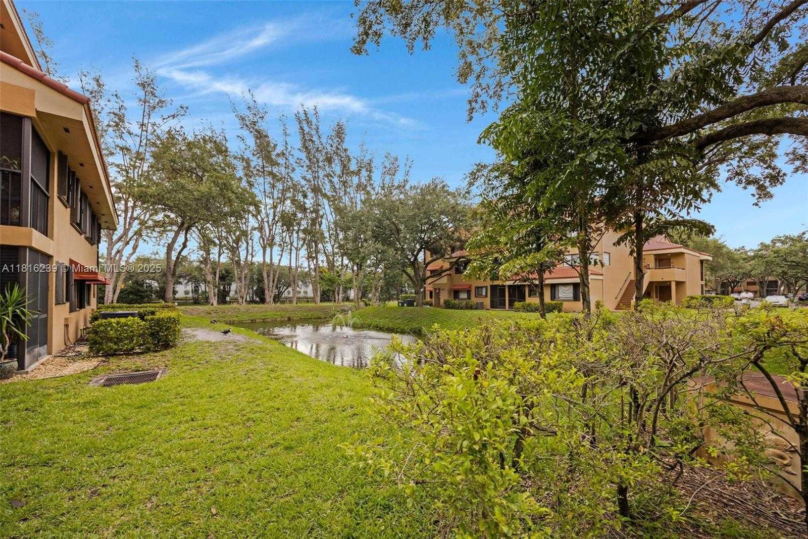 Small Image of 15499 NORTH MIAMI LAKEWAY N #208, Miami Lakes Number 5