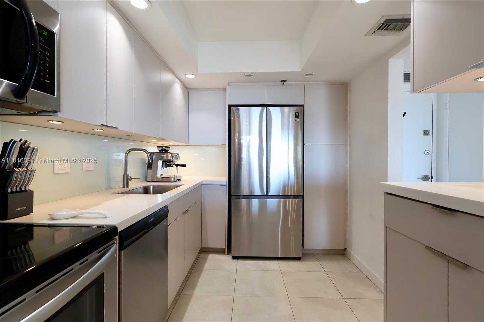 Small Image of 20505 EAST COUNTRY CLUB DR #1237, Aventura Number 7