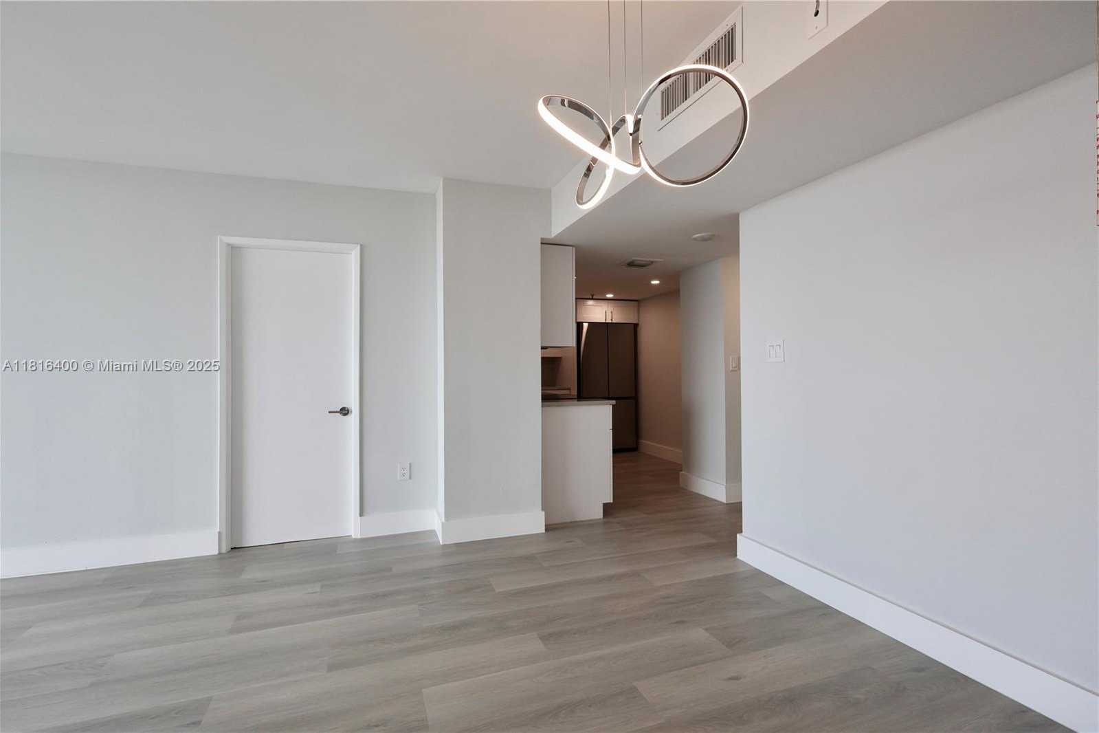 Small Image of 20515 EAST COUNTRY CLUB DR #1841, Aventura Number 15