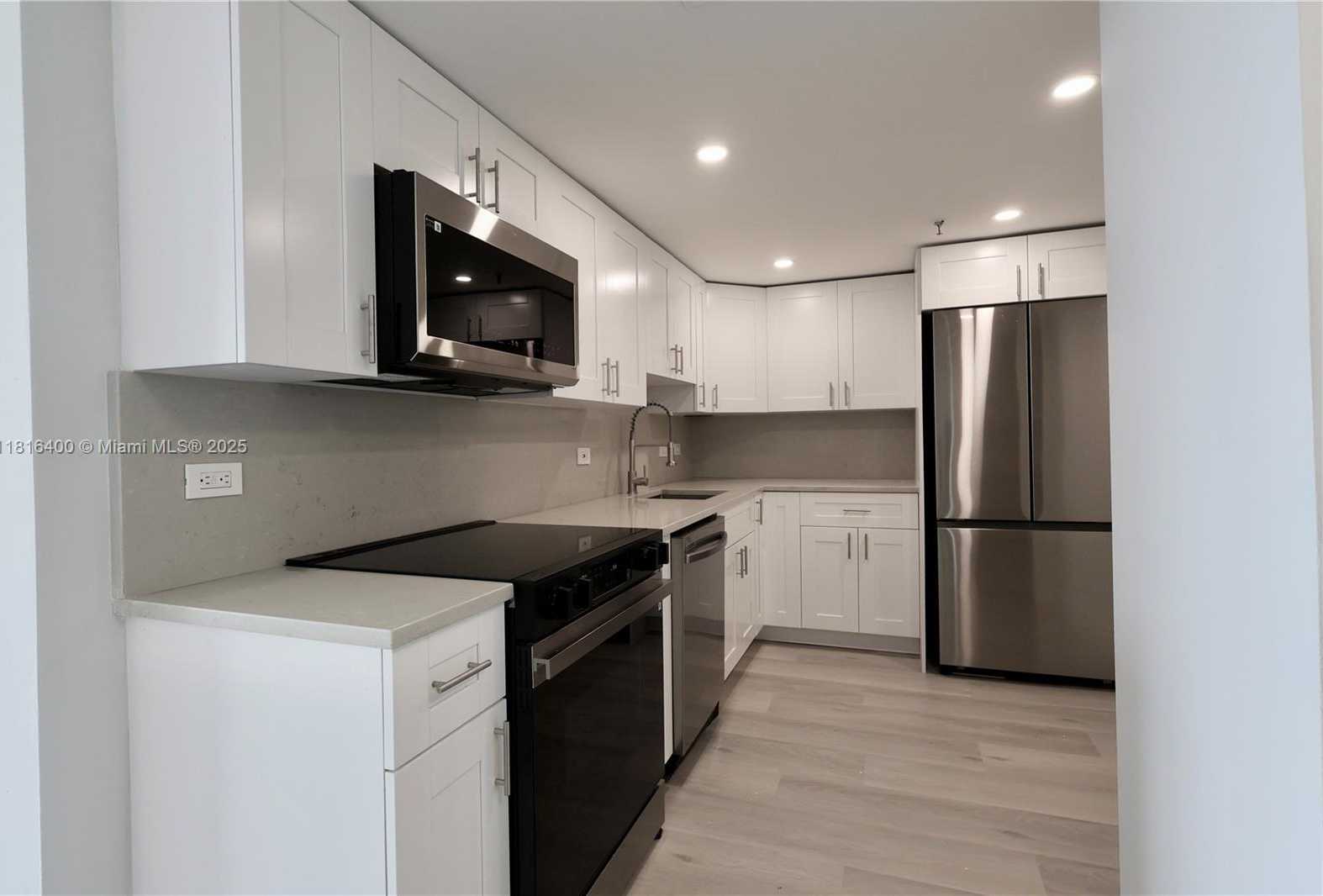 Small Image of 20515 EAST COUNTRY CLUB DR #1841, Aventura Number 5